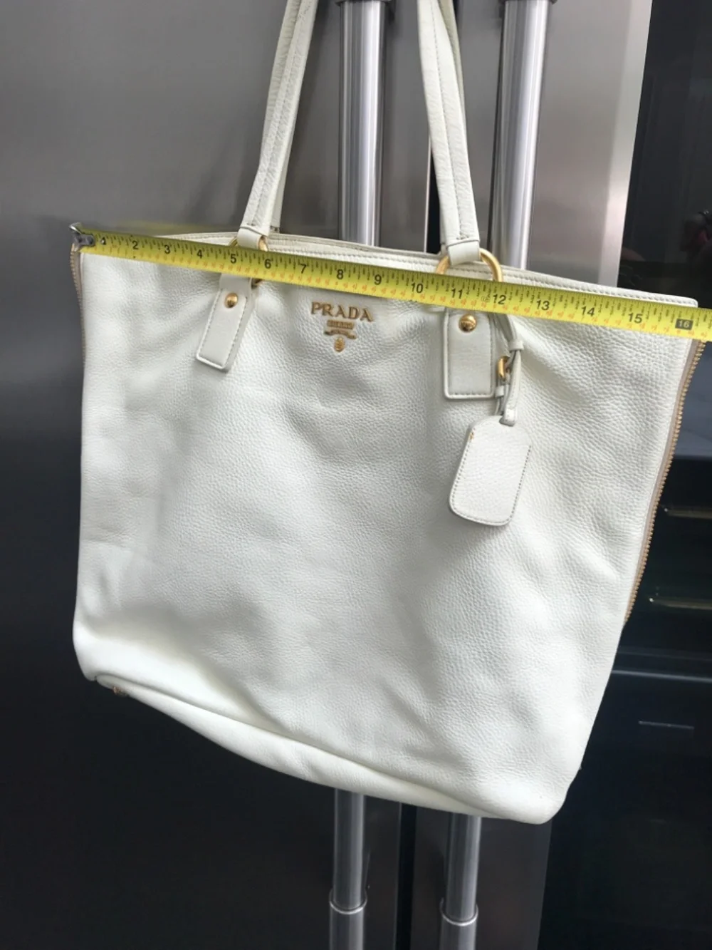 Prada Off-White Leather Tote/Shopper